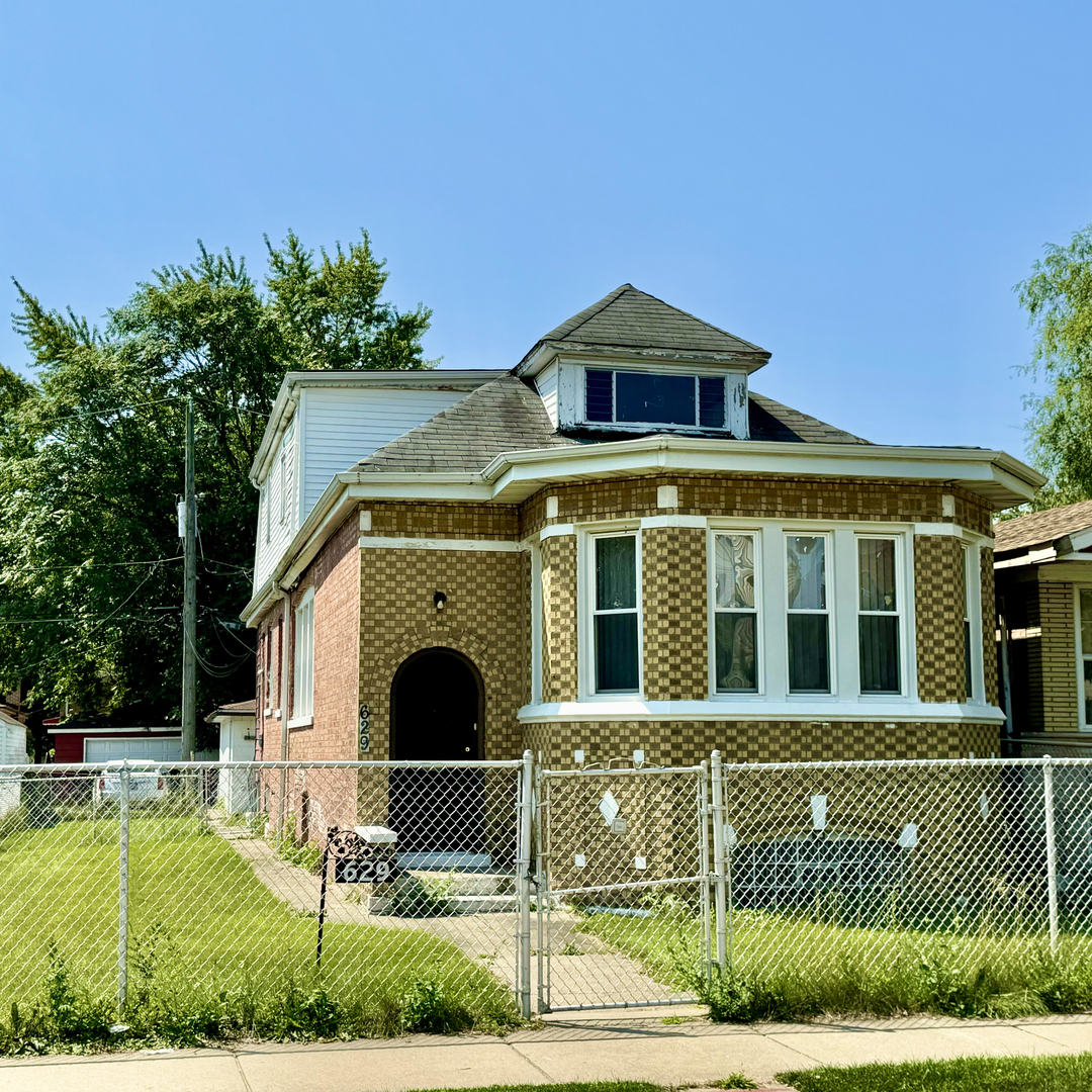 629 East 87th Place Chicago IL 60619