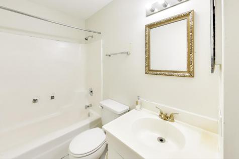 1018 Pheasant Run Lane Aurora IL 60504