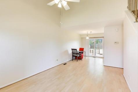 1018 Pheasant Run Lane Aurora IL 60504