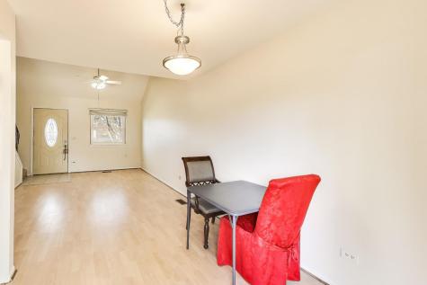 1018 Pheasant Run Lane Aurora IL 60504