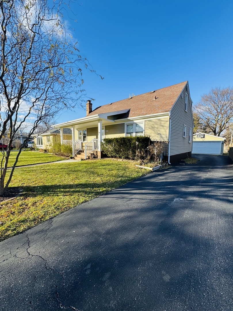 416 East North Broadway Street Lombard IL 60148