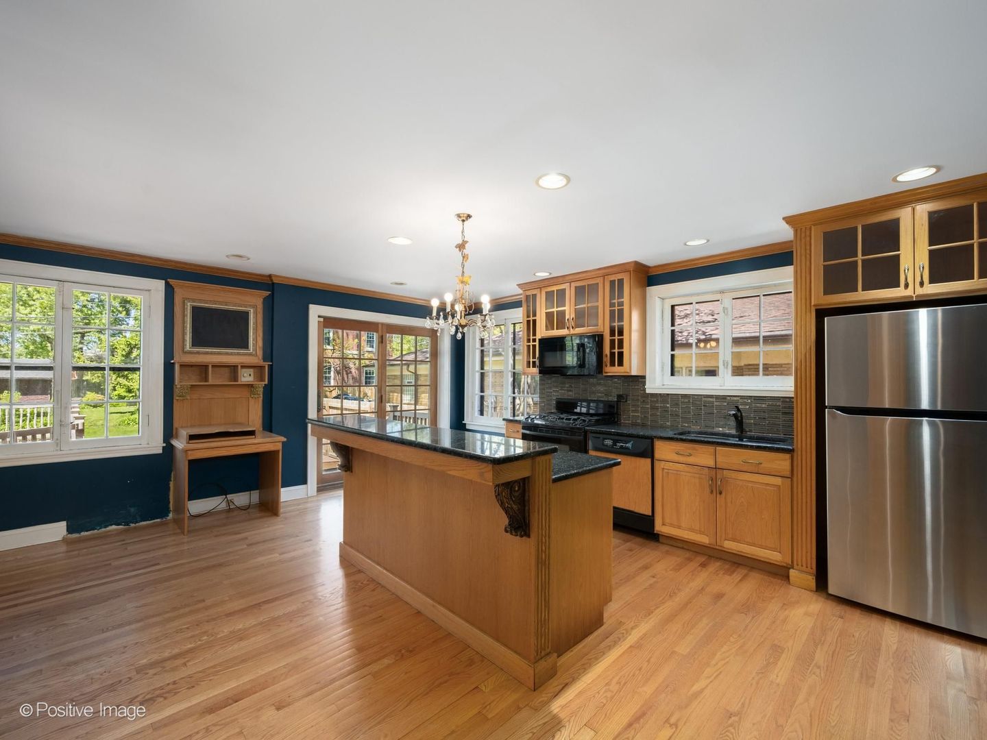 10710 South Hoyne Avenue Chicago IL 60643