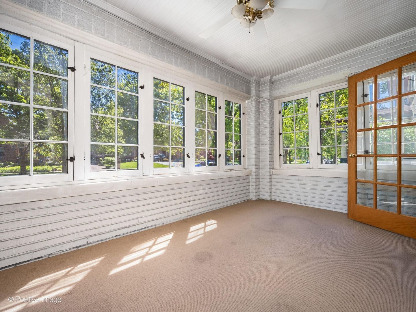 10710 South Hoyne Avenue Chicago IL 60643