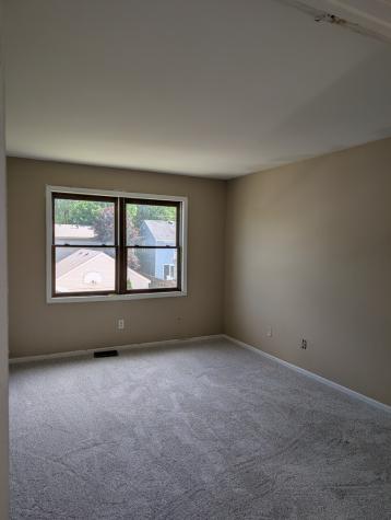 904 Britta Lane Geneva IL 60134