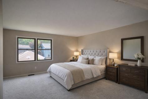 904 Britta Lane Geneva IL 60134