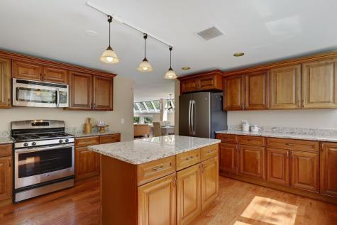 1010 South Summit Street Barrington IL 60010