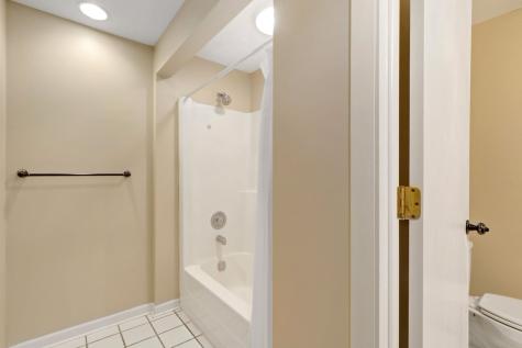 1010 South Summit Street Barrington IL 60010