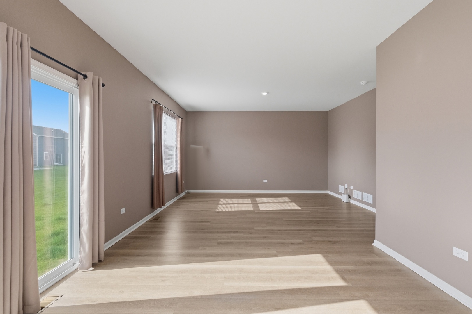 13660 South Sanibel Street Plainfield IL 60544
