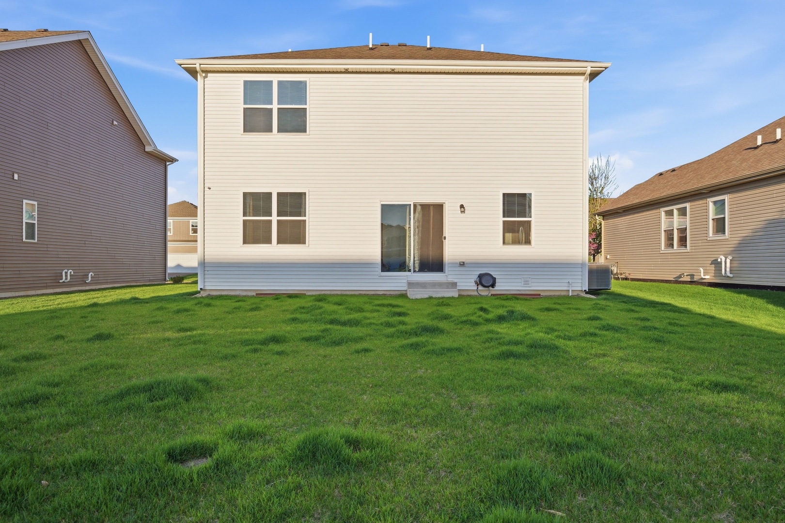 13660 South Sanibel Street Plainfield IL 60544