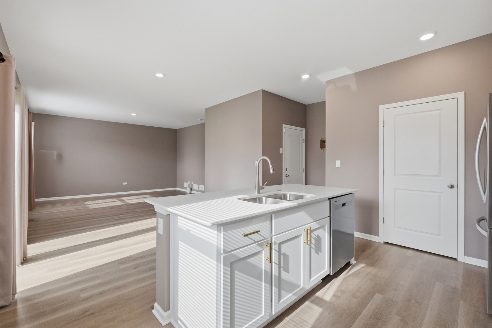 13660 South Sanibel Street Plainfield IL 60544