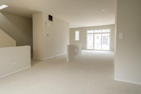 182 Lilah Court Des Plaines IL 60016
