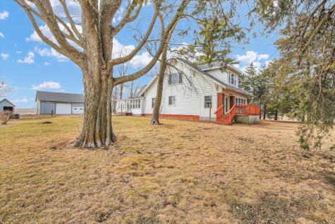 525 County Road 2400 E Broadlands IL 61816