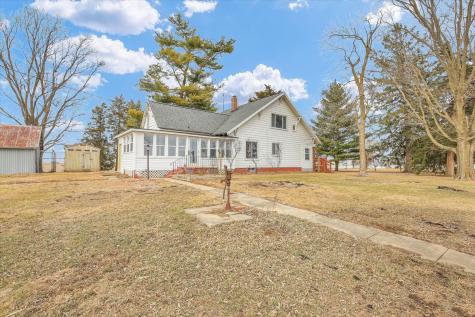 525 County Road 2400 E Broadlands IL 61816
