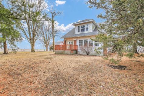 525 County Road 2400 E Broadlands IL 61816