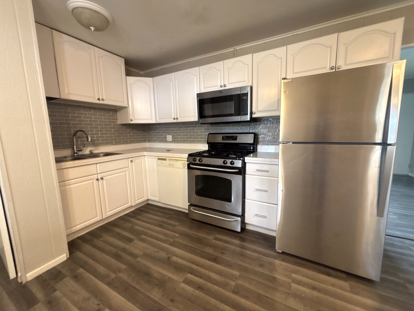 826 South Main Street Lombard IL 60148