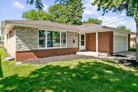 936 East 170th Street South Holland IL 60473