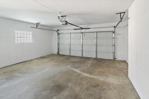 936 East 170th Street South Holland IL 60473