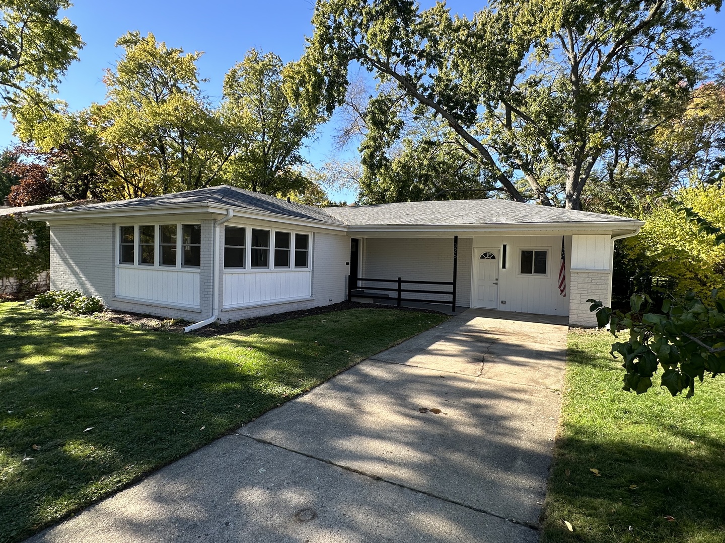 326 Indian Drive Glen Ellyn IL 60137
