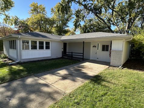 326 Indian Drive Glen Ellyn IL 60137