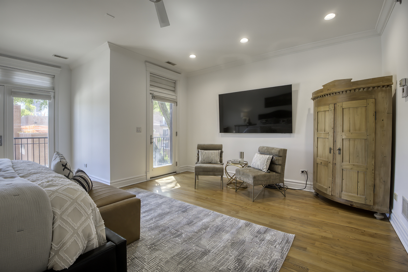 2743 North Dayton Street Chicago IL 60614