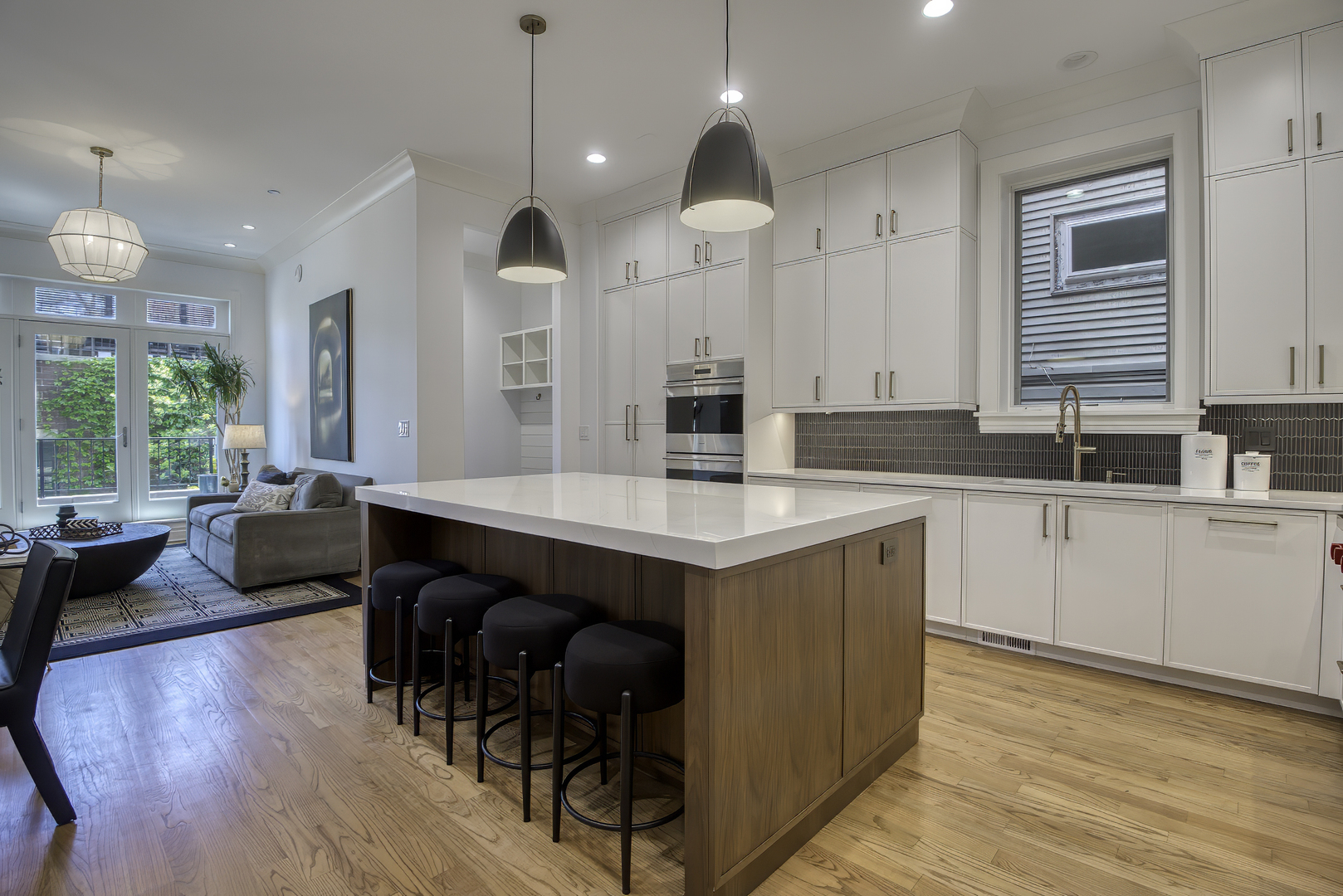 2743 North Dayton Street Chicago IL 60614