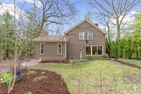 5 Court Of Conn River Valley Lincolnshire IL 60069