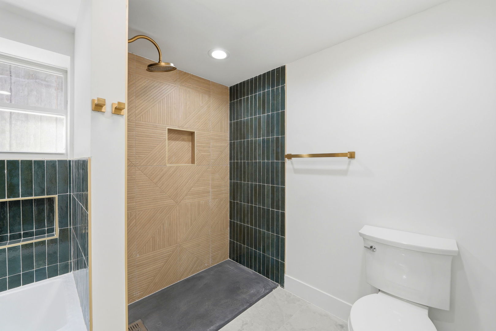 5853 West Newport Avenue Chicago IL 60634