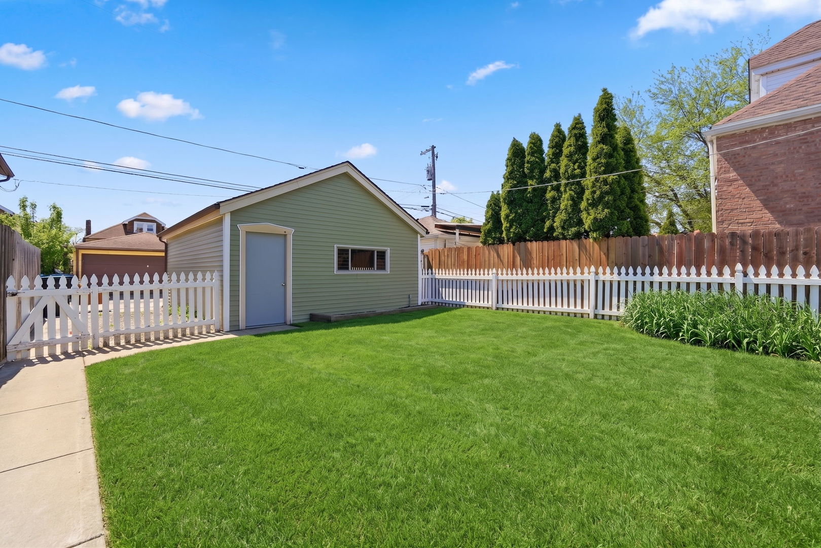 5853 West Newport Avenue Chicago IL 60634