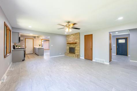 828 Tamarack Lane Rockford IL 61107