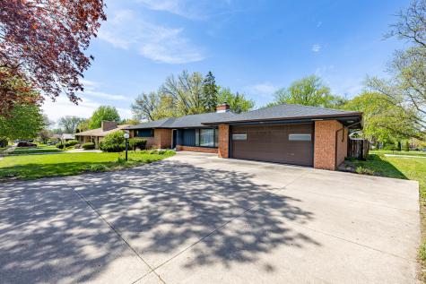 828 Tamarack Lane Rockford IL 61107