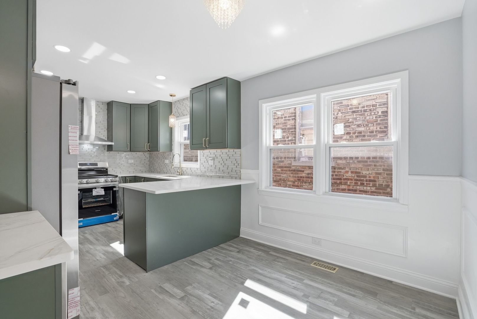 9919 South Peoria Street Chicago IL 60643