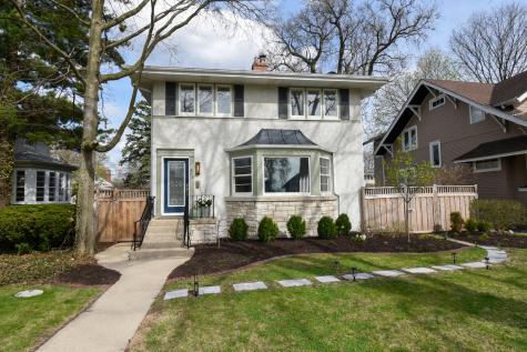 818 North Euclid Avenue Oak Park IL 60302