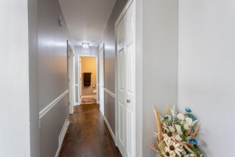 2208 Hiawatha Parkway Woodridge IL 60517