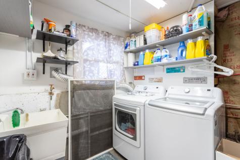 2208 Hiawatha Parkway Woodridge IL 60517