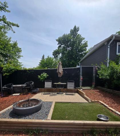 2208 Hiawatha Parkway Woodridge IL 60517