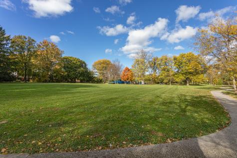 609 Carriage Hill Drive Glenview IL 60025