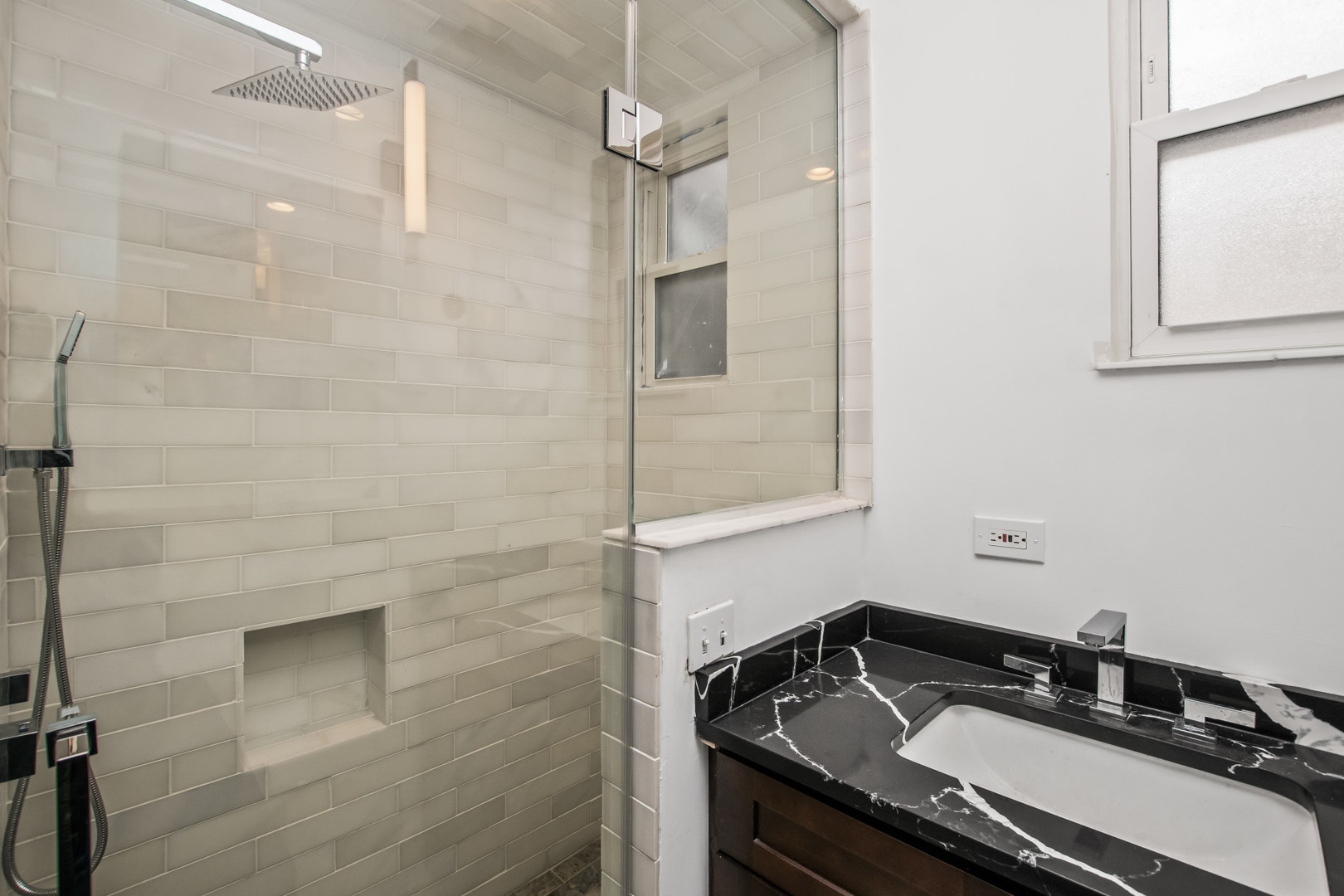 823 East Drexel Square Chicago IL 60615