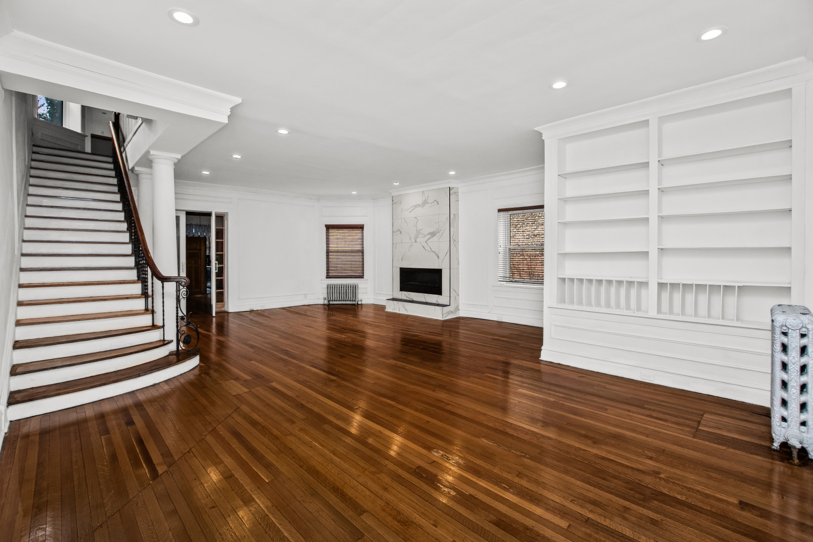 823 East Drexel Square Chicago IL 60615