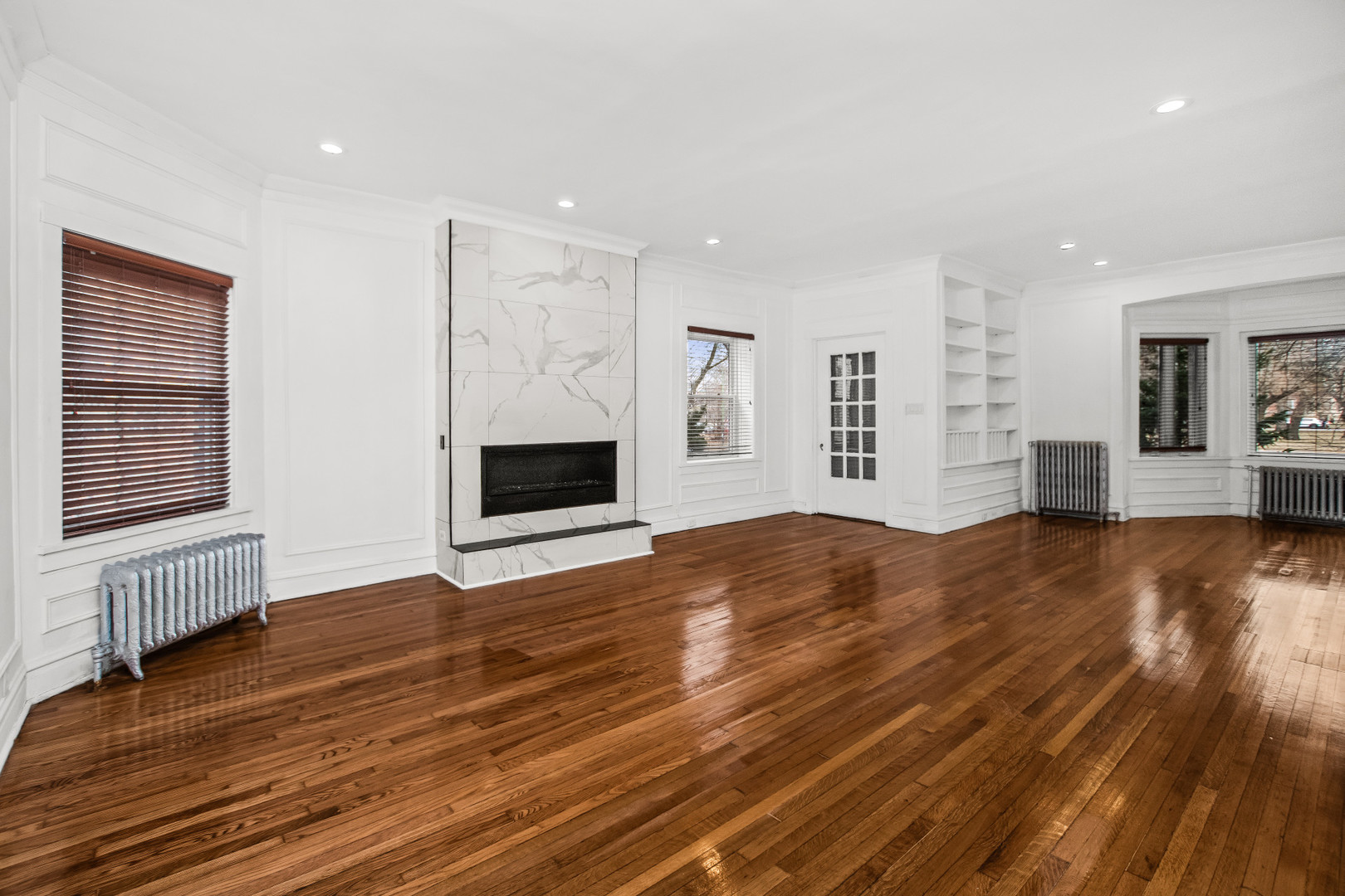 823 East Drexel Square Chicago IL 60615