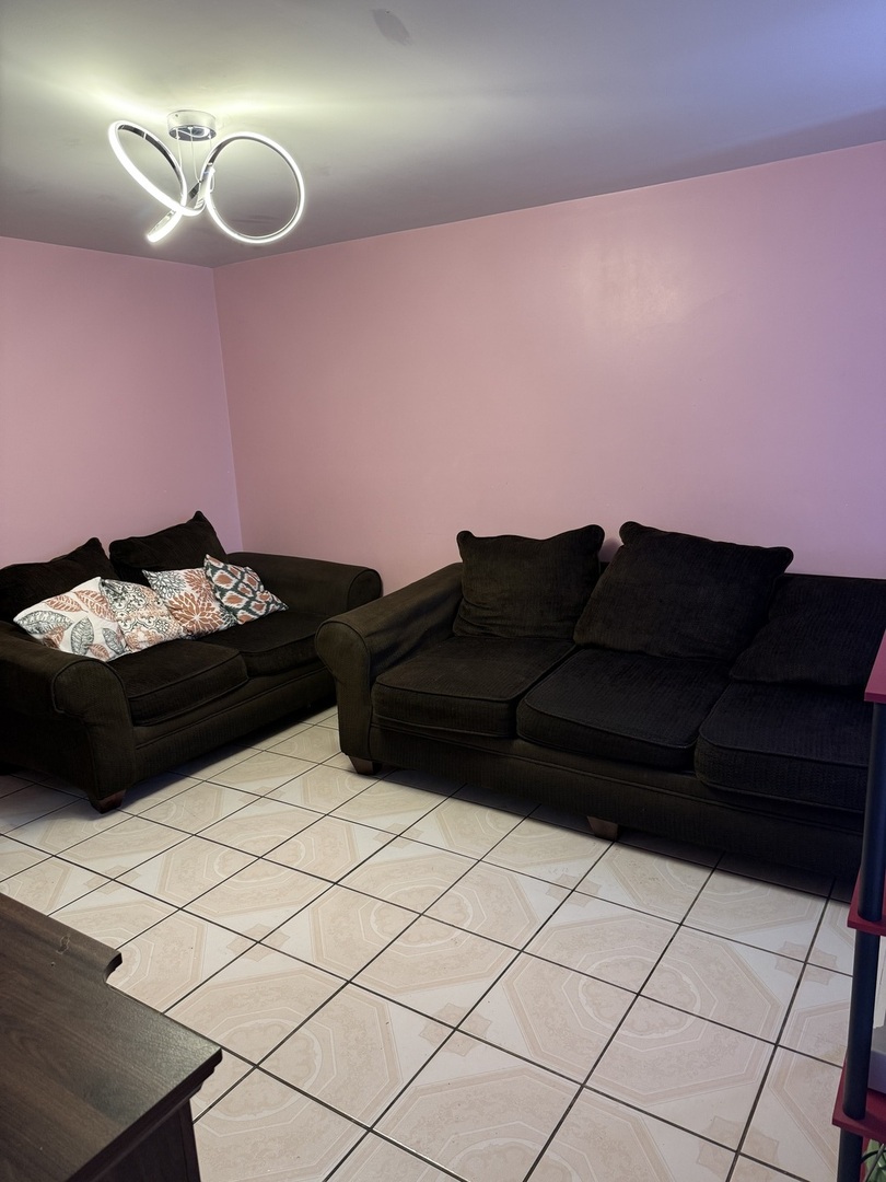 3311 South Damen Avenue Chicago IL 60608