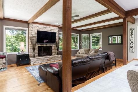 2373 Geddes Road Rockford IL 61103