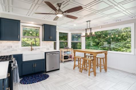 2373 Geddes Road Rockford IL 61103