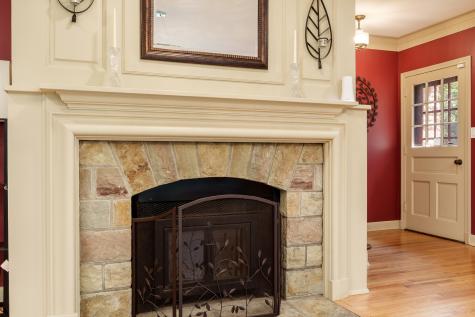2373 Geddes Road Rockford IL 61103