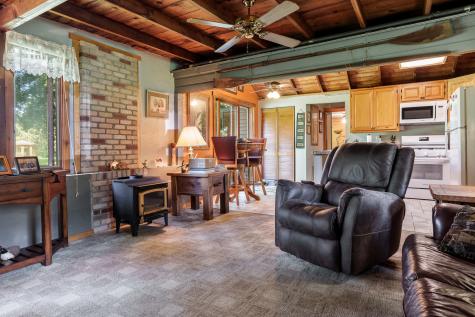 2373 Geddes Road Rockford IL 61103