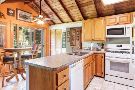 2373 Geddes Road Rockford IL 61103