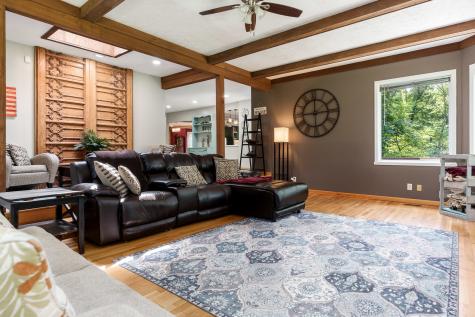 2373 Geddes Road Rockford IL 61103