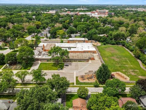 1128 Modaff Road Naperville IL 60540