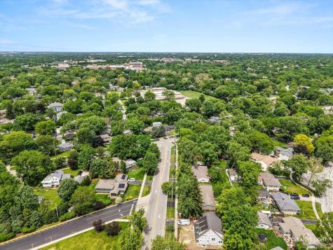 1128 Modaff Road Naperville IL 60540