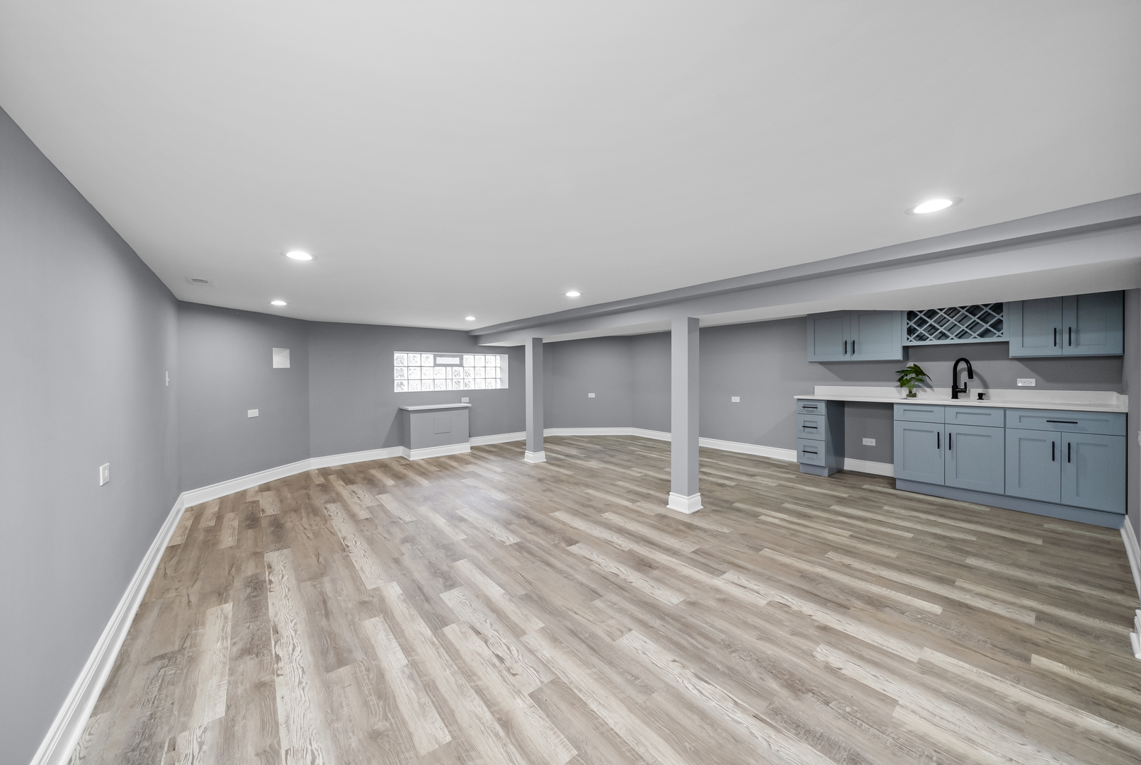 8033 South Harvard Avenue Chicago IL 60620