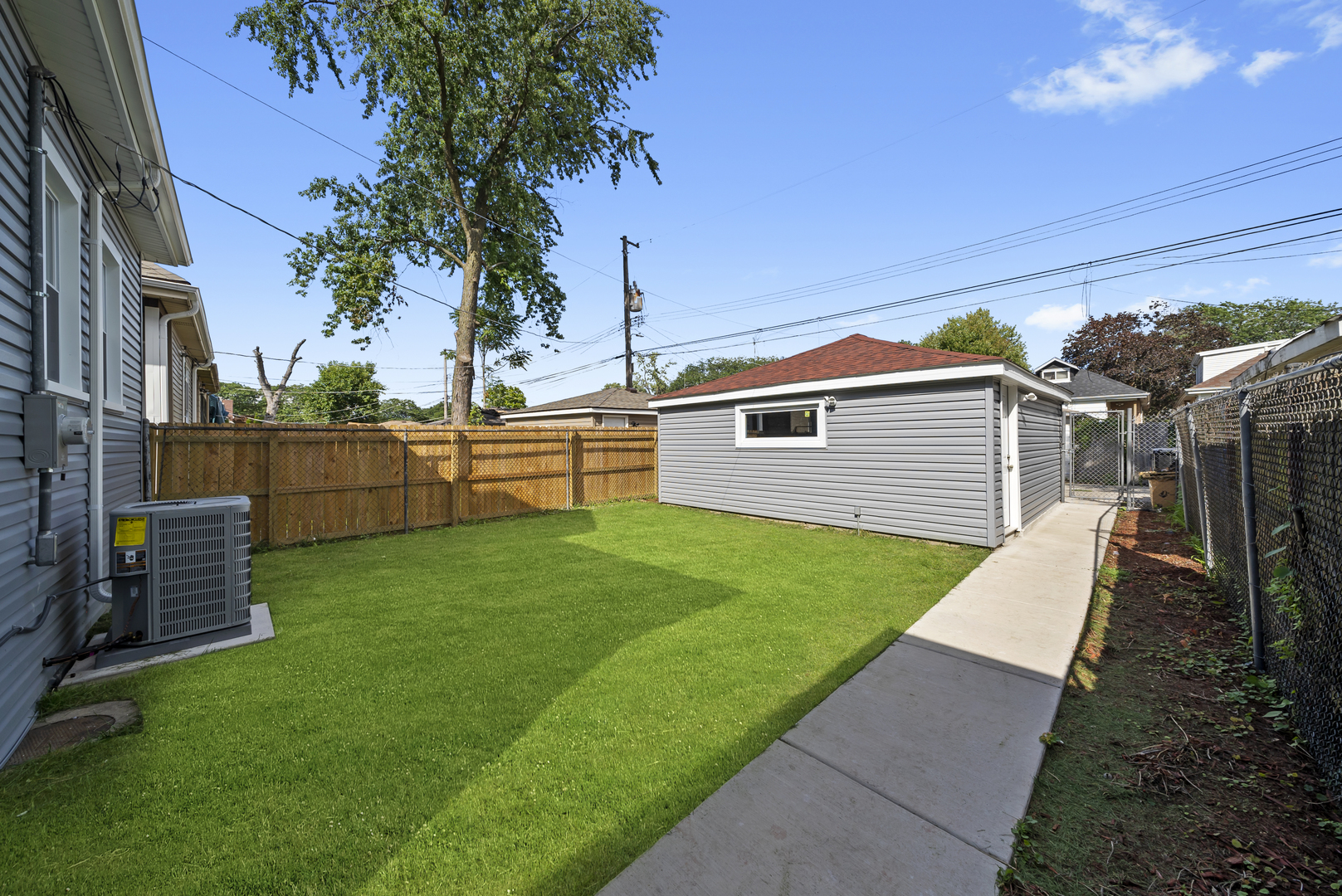 8033 South Harvard Avenue Chicago IL 60620